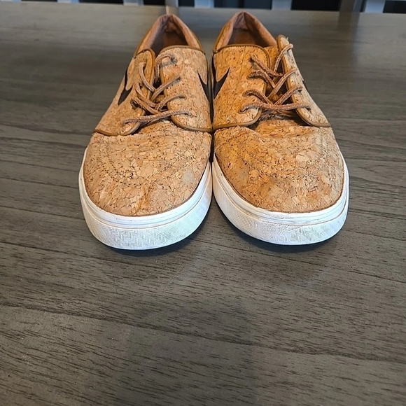 NIKE 2015 ZOOM STEFAN JANOSKI ELITE SB 725074 201 CORK/LEATHER Size 10.5 Mens - Picture 2 of 3